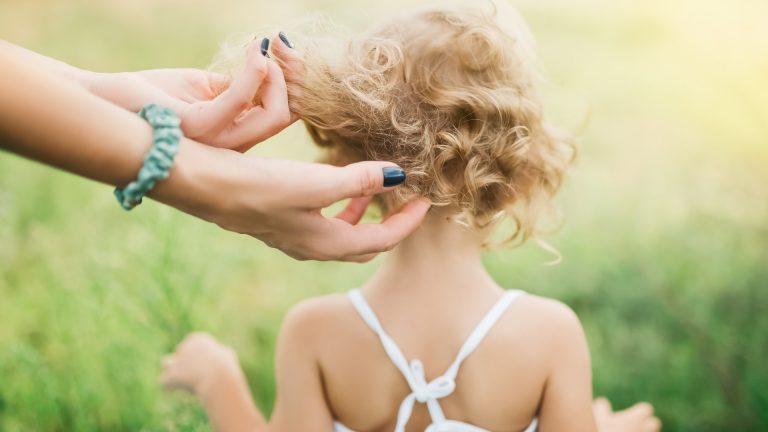 Lice Checks on Curly Hair Work by Feel, Not by Sight